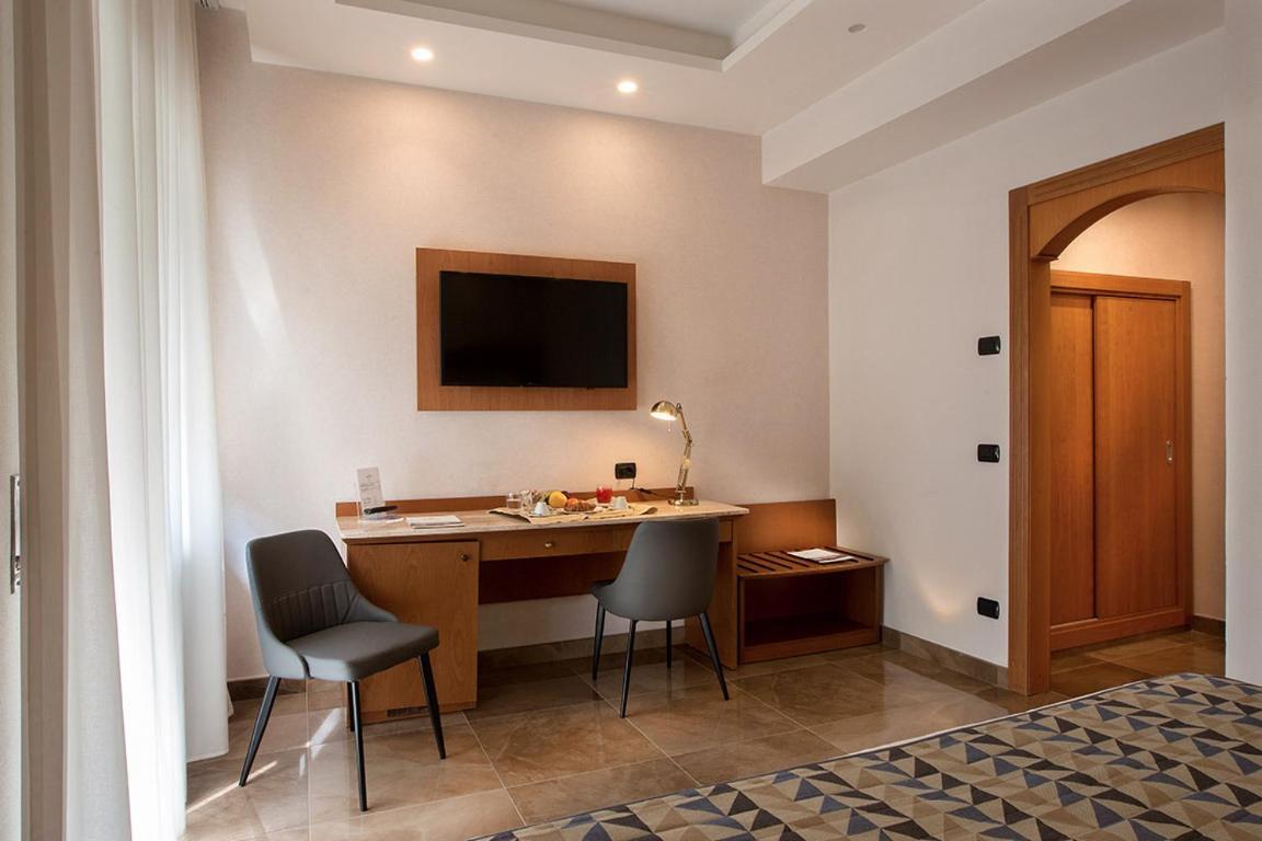American Hotel Pozzuoli Esterno foto