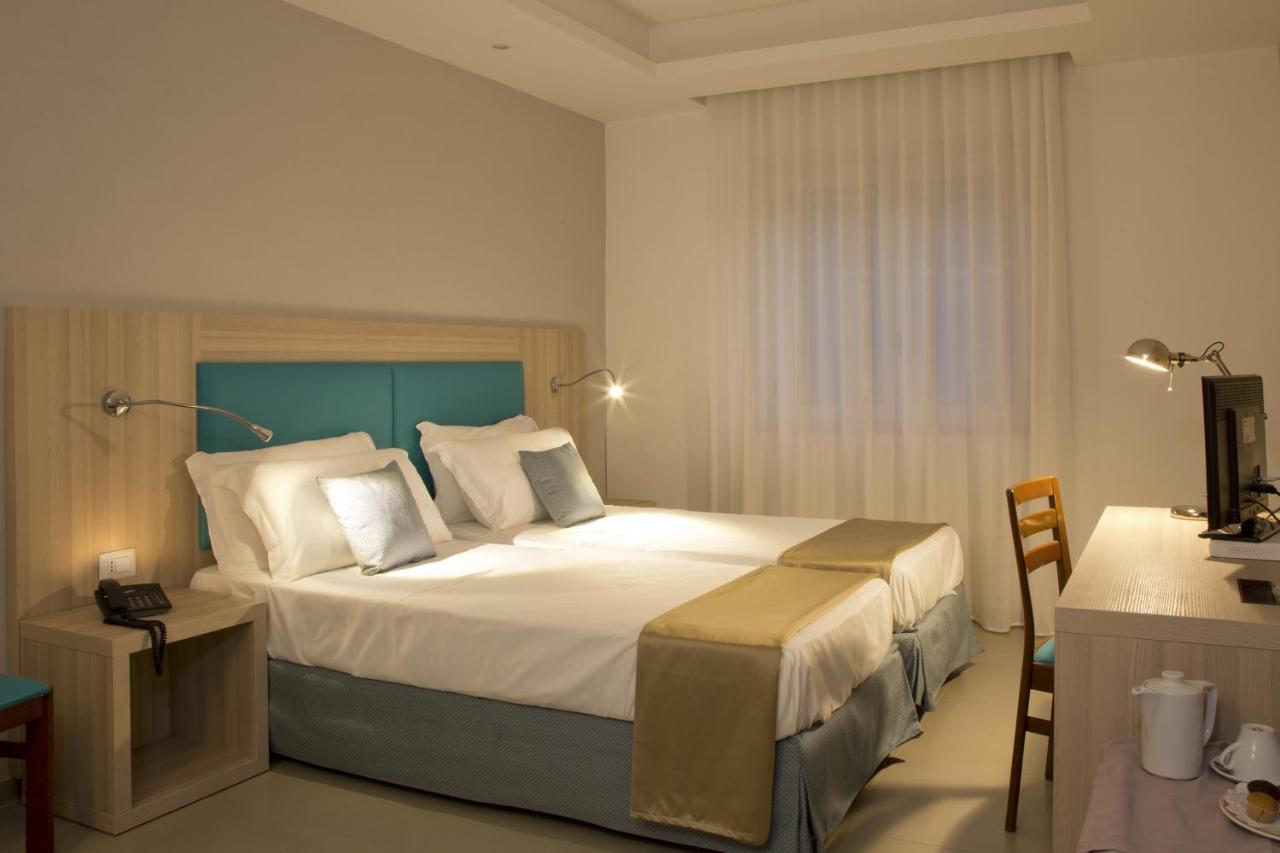 American Hotel Pozzuoli Esterno foto